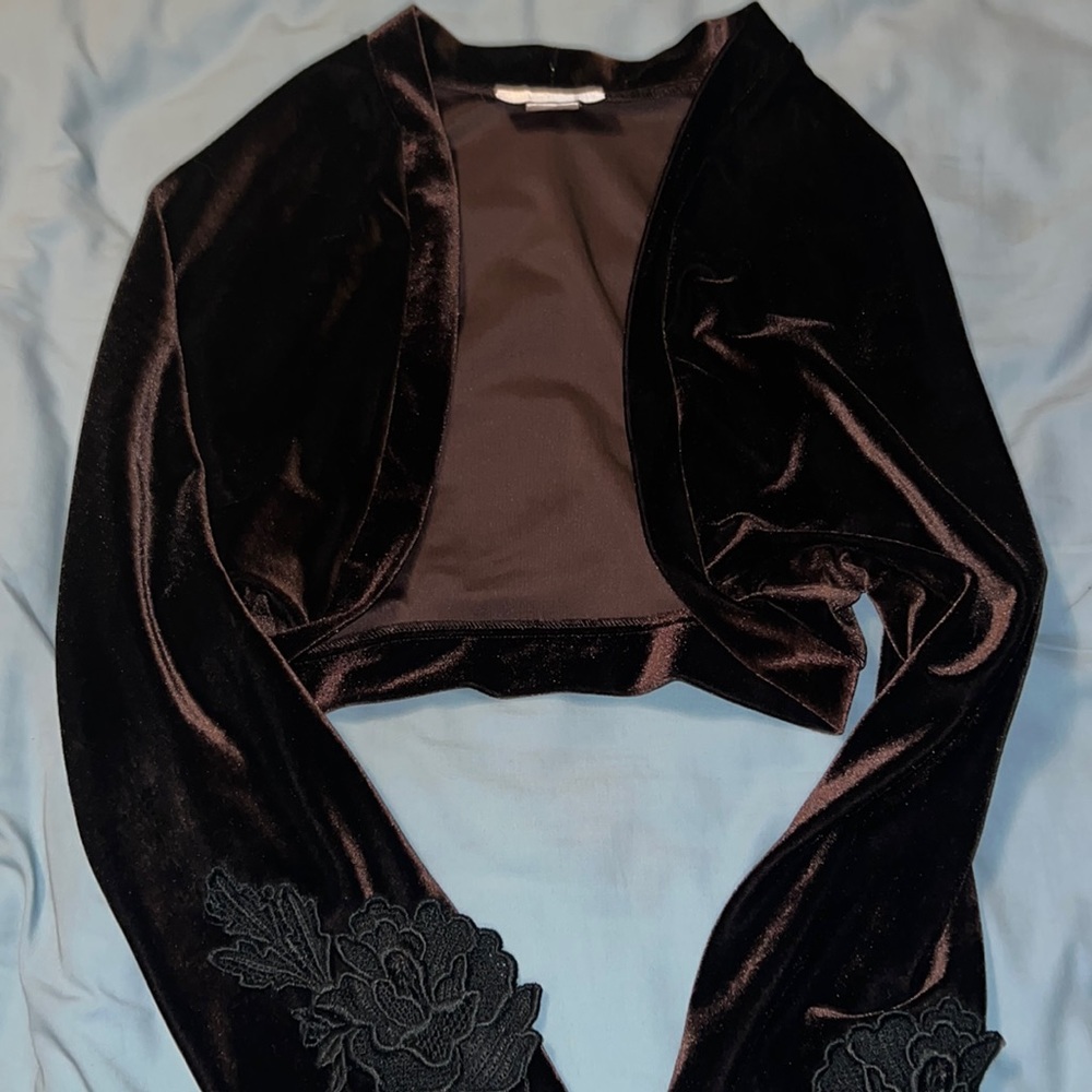 Vintage Flora Nikrooz long sleeve cropped velvet cover up